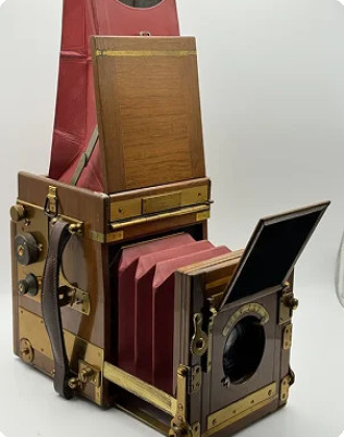 Vintage Camera Museum on Instagram